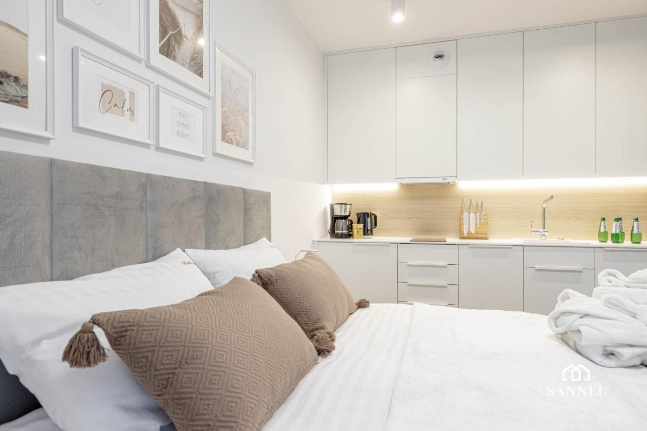 Apartament Baltic Dune Z Dostepem Do Basenow,Jacuzzi,Strefy Saun - Pinea Apartments Pobierowo-Sannel Apartments For Rent المظهر الخارجي الصورة